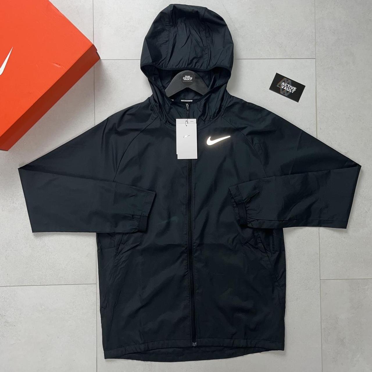Nike Essential Windbreaker Jacket - Black - Active Vault