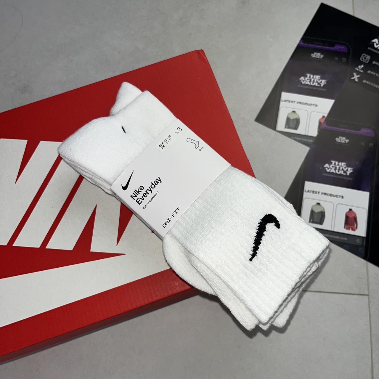 Nike Everyday Cushioned Socks - White