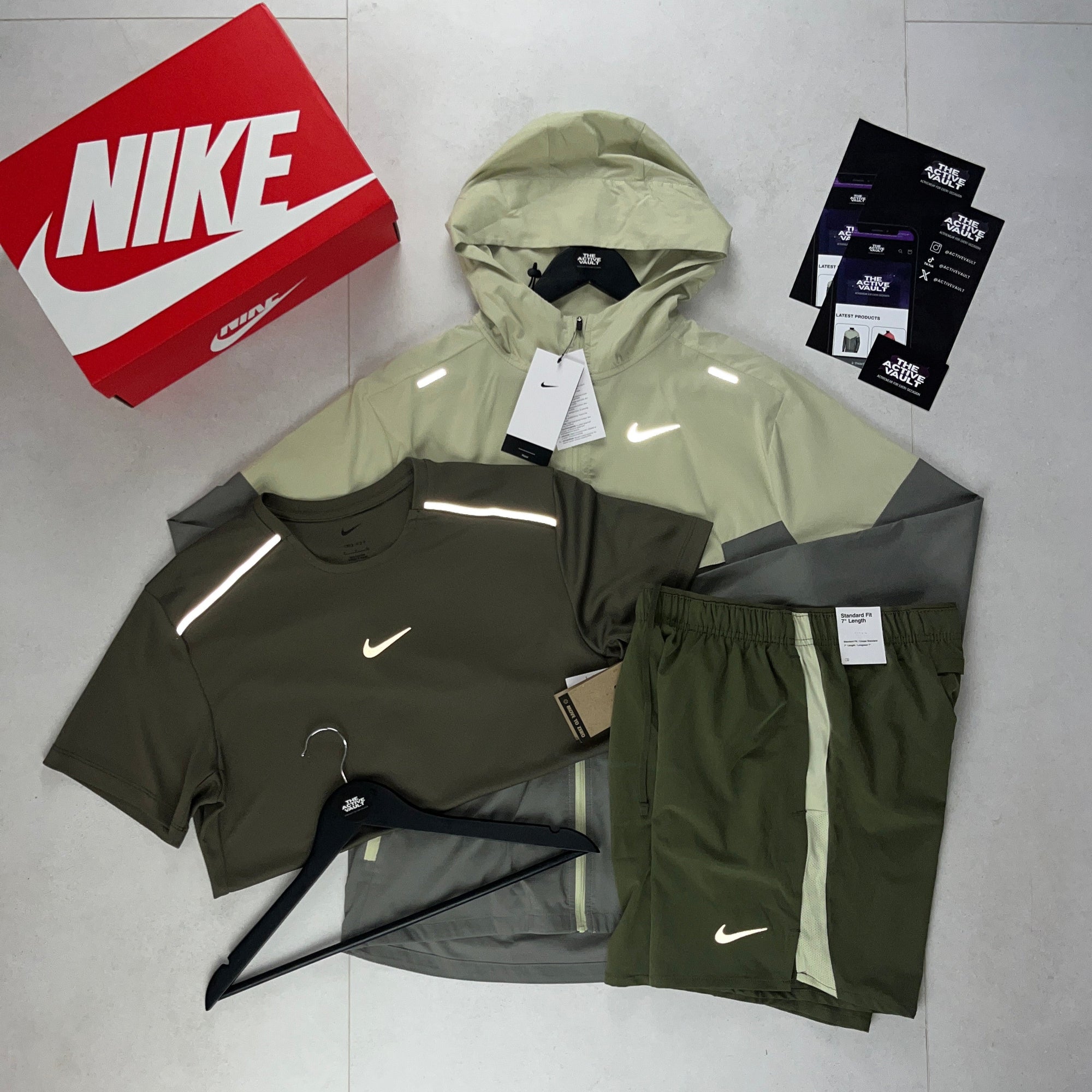 Nike Miler T-Shirt - Windrunner - Challenger Shorts Outfit - Medium Olive / Olive Aura / Medium Olive - Active Vault