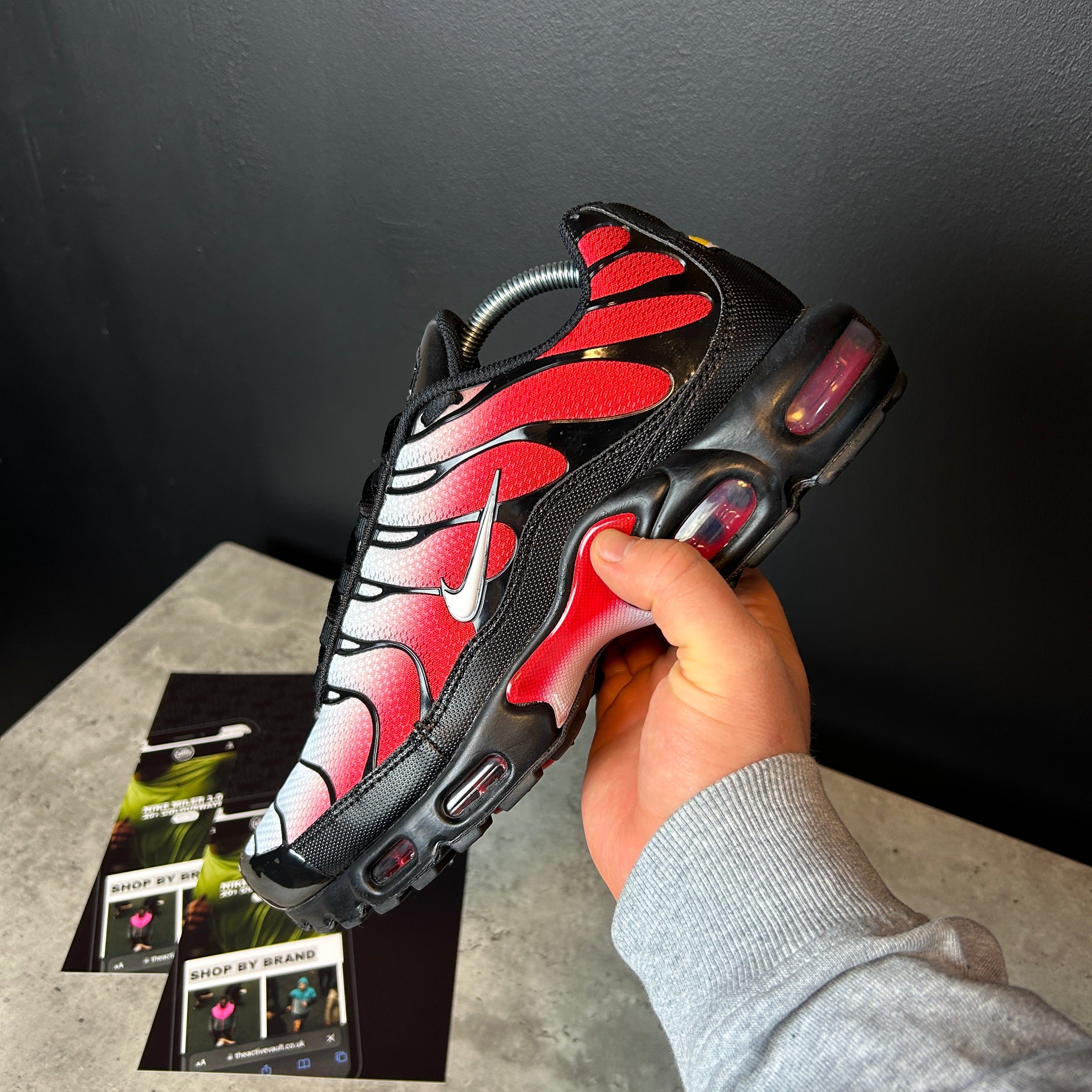 nike airmax plus in red