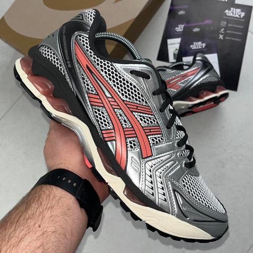 ASICS GEL-KAYANO 14 Trainers - White/Papaya Orange