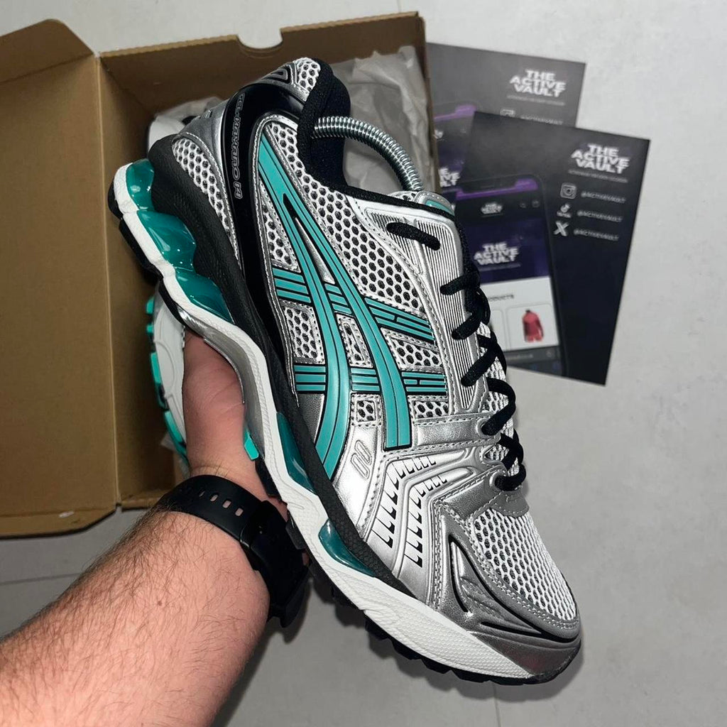 ASICS GEL-KAYANO 14 Trainers - White/Waterfall Aqua