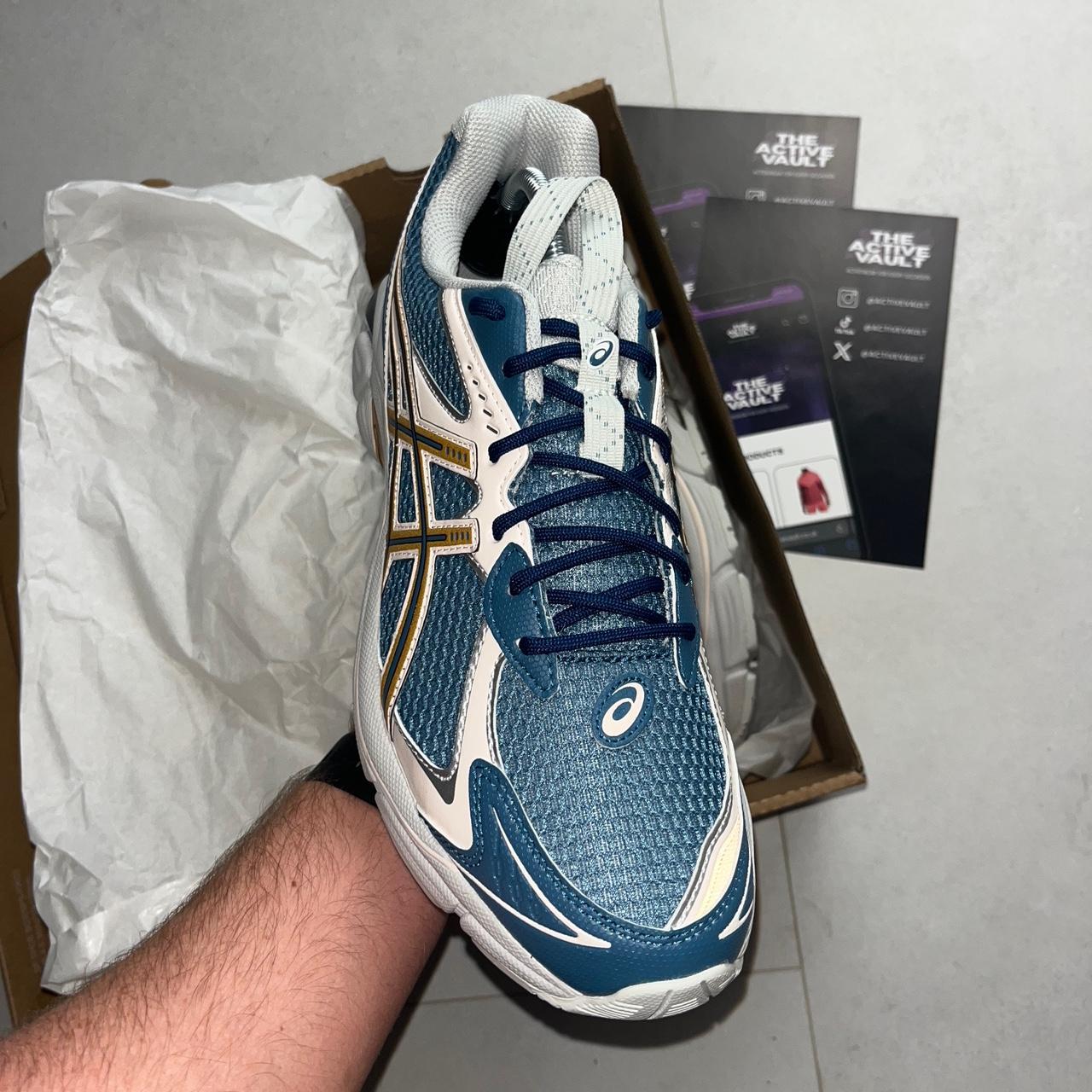 ASICS UB8-S GT-2160 Mesh Trainers - Azure Blue/Pure Gold