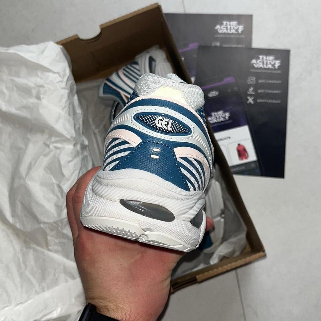ASICS UB8-S GT-2160 Mesh Trainers - Azure Blue/Pure Gold