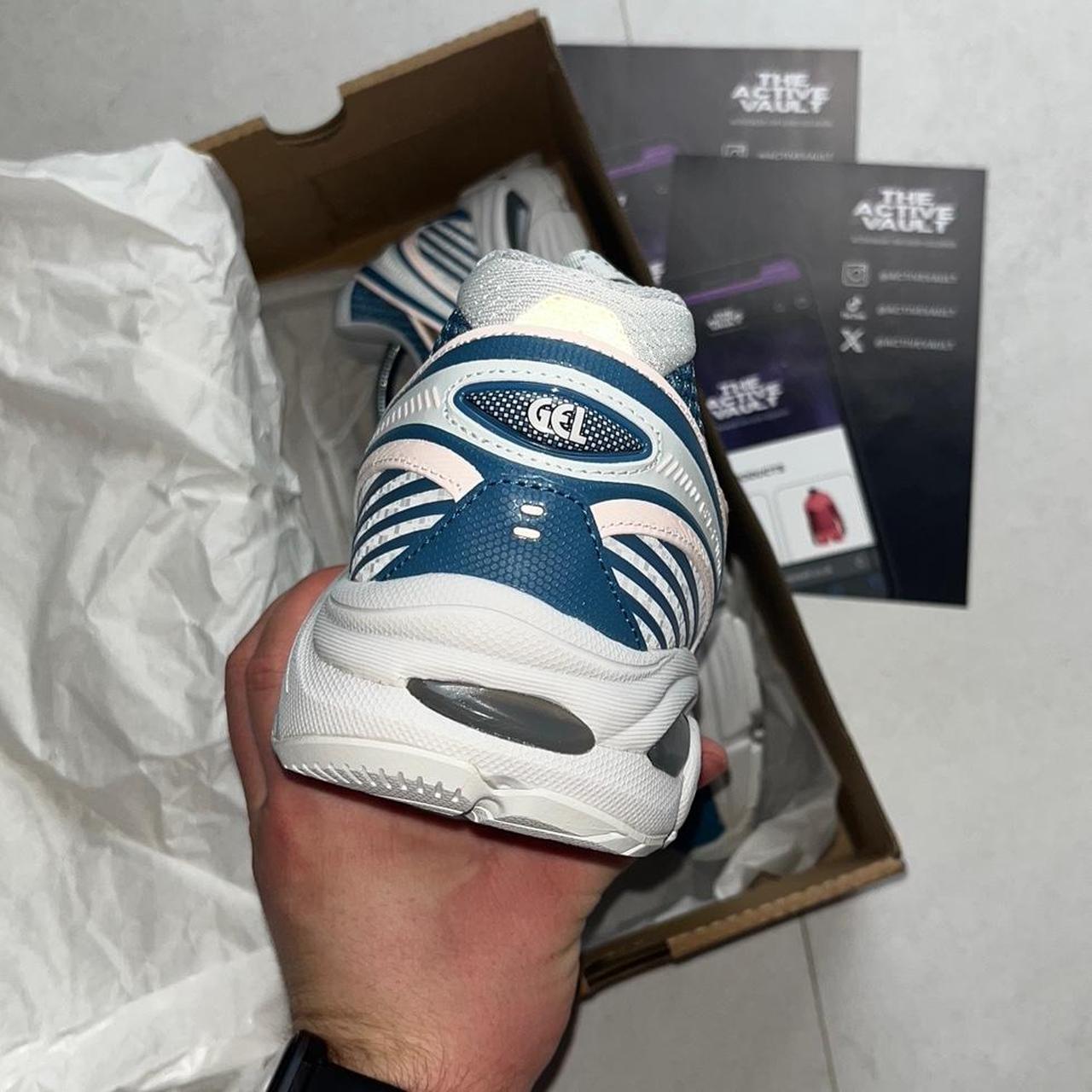 ASICS UB8-S GT-2160 Mesh Trainers - Azure Blue/Pure Gold