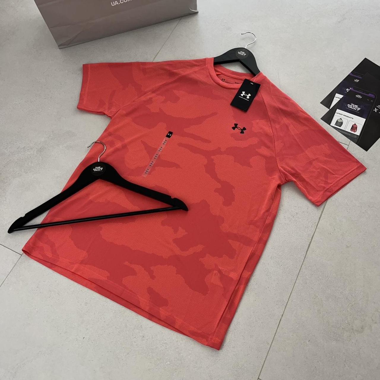 Under Armour Tech Velocity Jacquard Camo T-Shirt - Beta Red - Active Vault