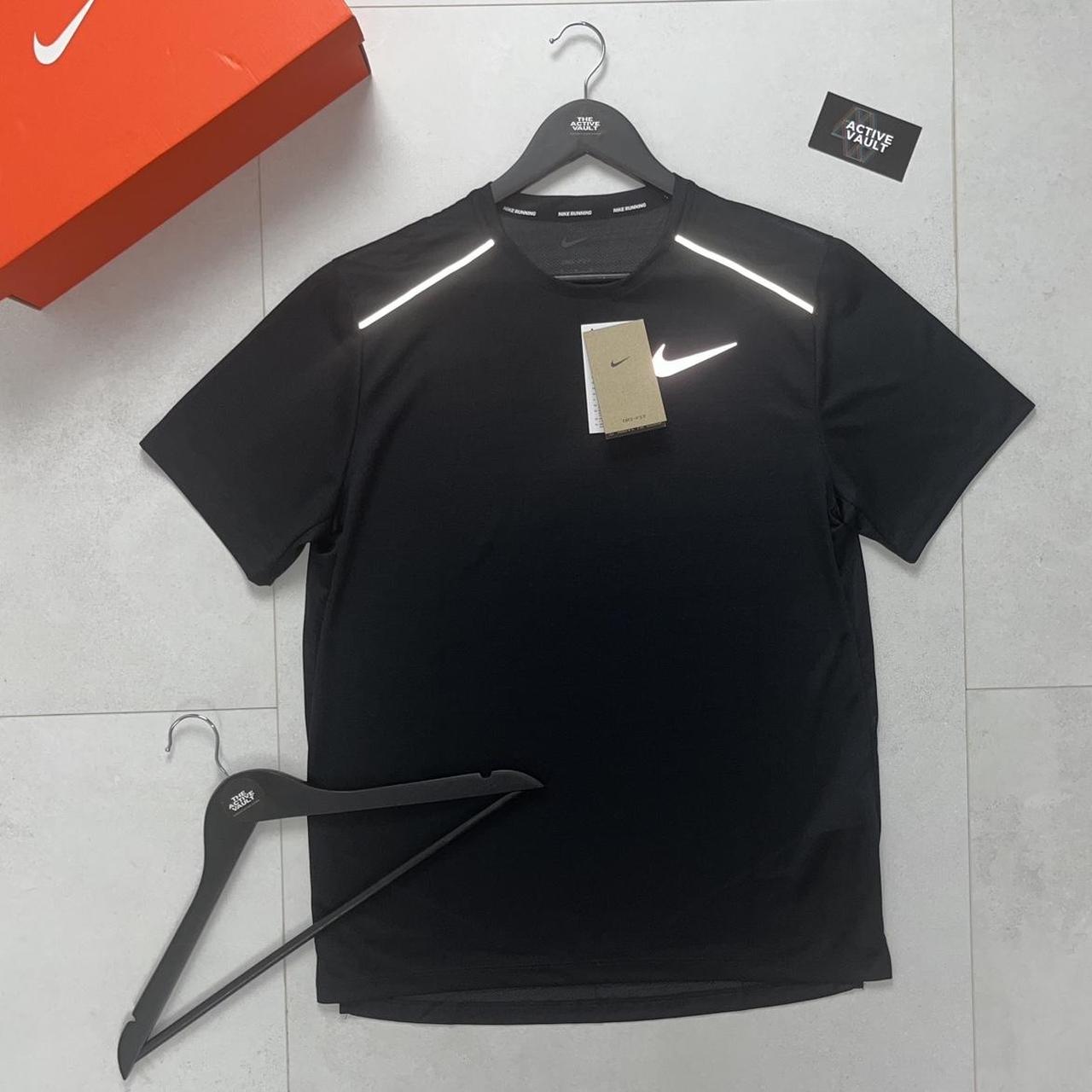 Nike 1.0 Miler T-Shirt - Black - Active Vault