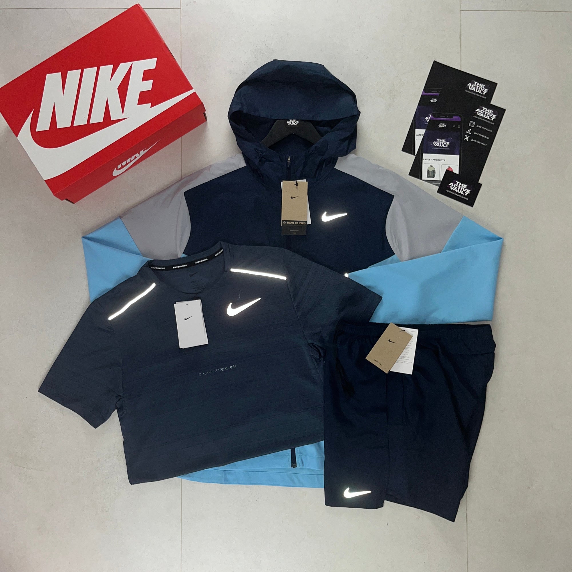 Nike Miler T-Shirt - Windrunner - Challenger Shorts Outfit - Thunder Blue / Aquarius Blue / Obsidian Blue - Active Vault