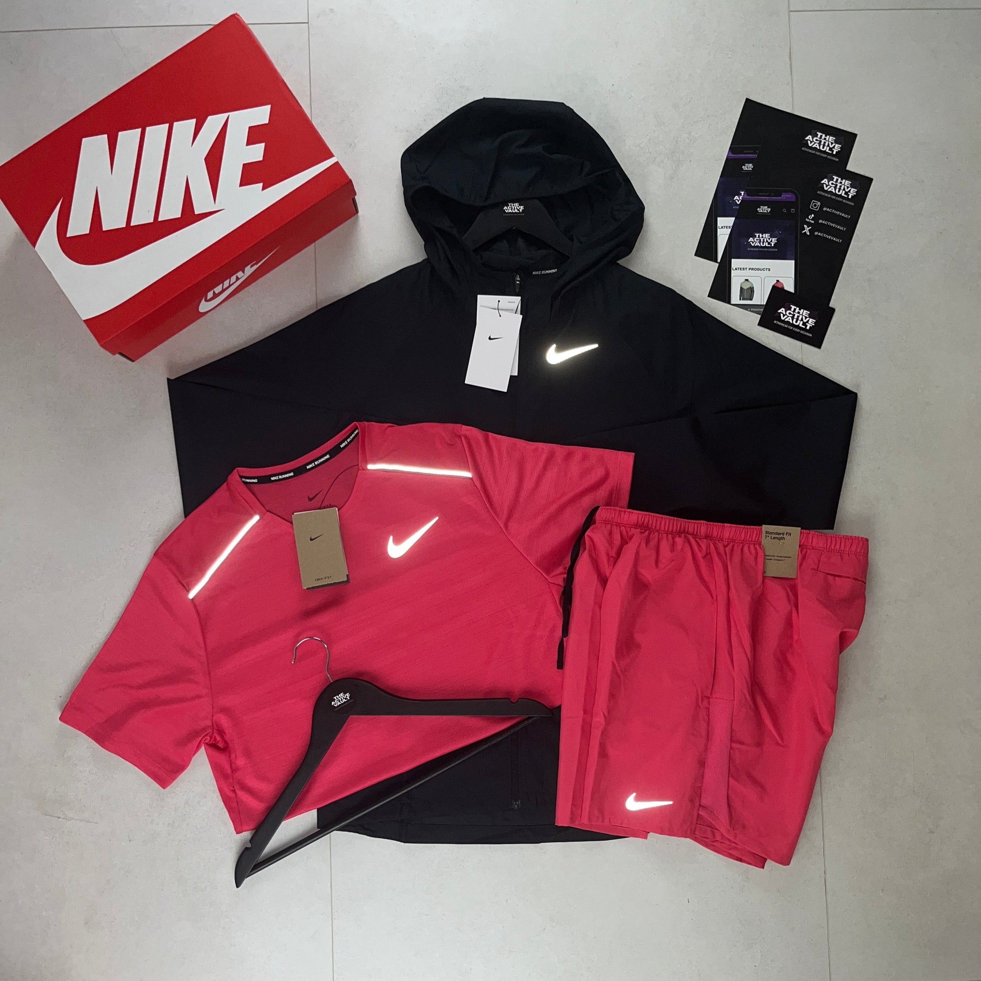 Nike Miler T-Shirt - Windrunner - Challenger Shorts Outfit - Aster Pink / Black / Aster Pink - Active Vault