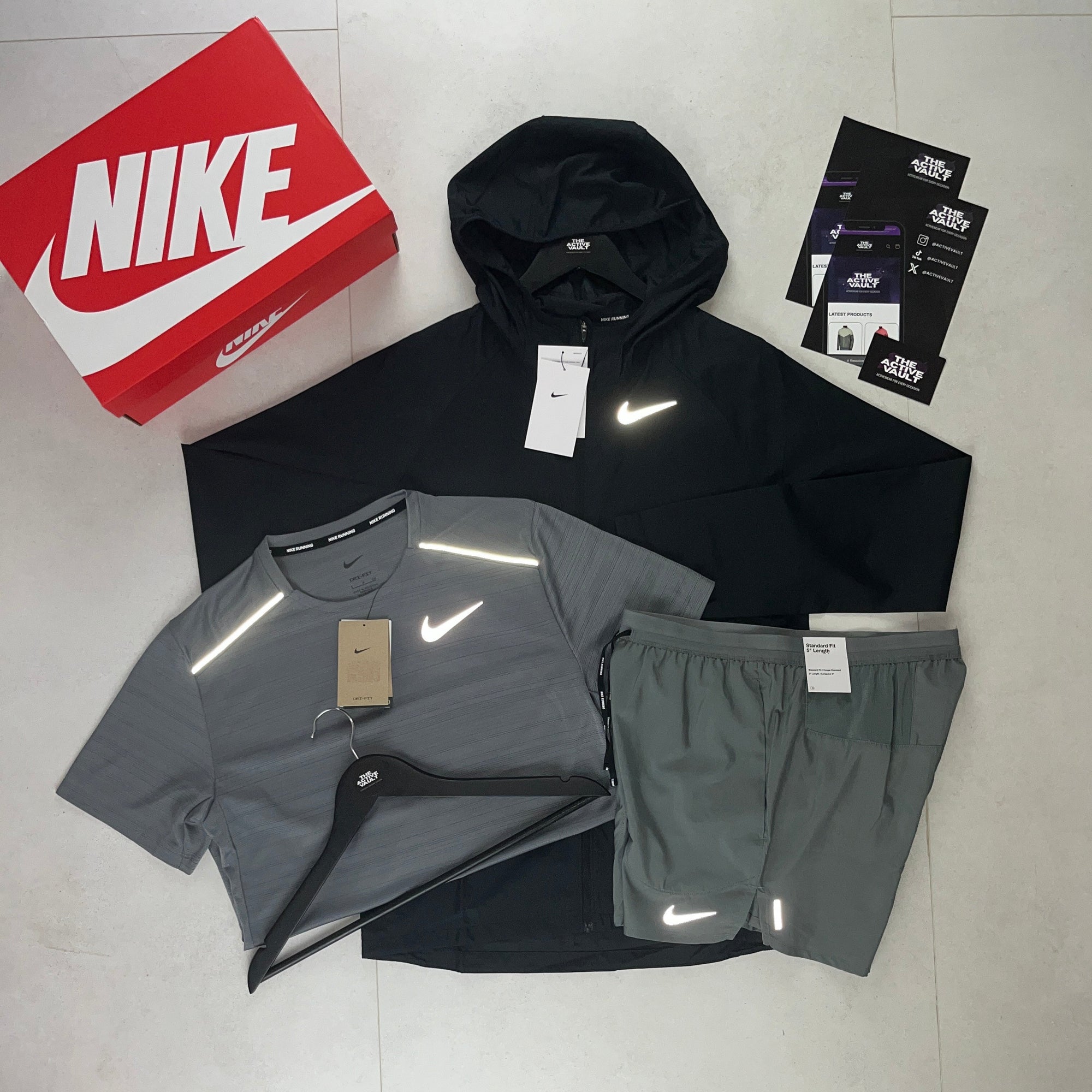 Nike Miler T-Shirt - Windrunner - Flex Stride Shorts Outfit - Smoke Grey / Black / Smoke Grey - Active Vault