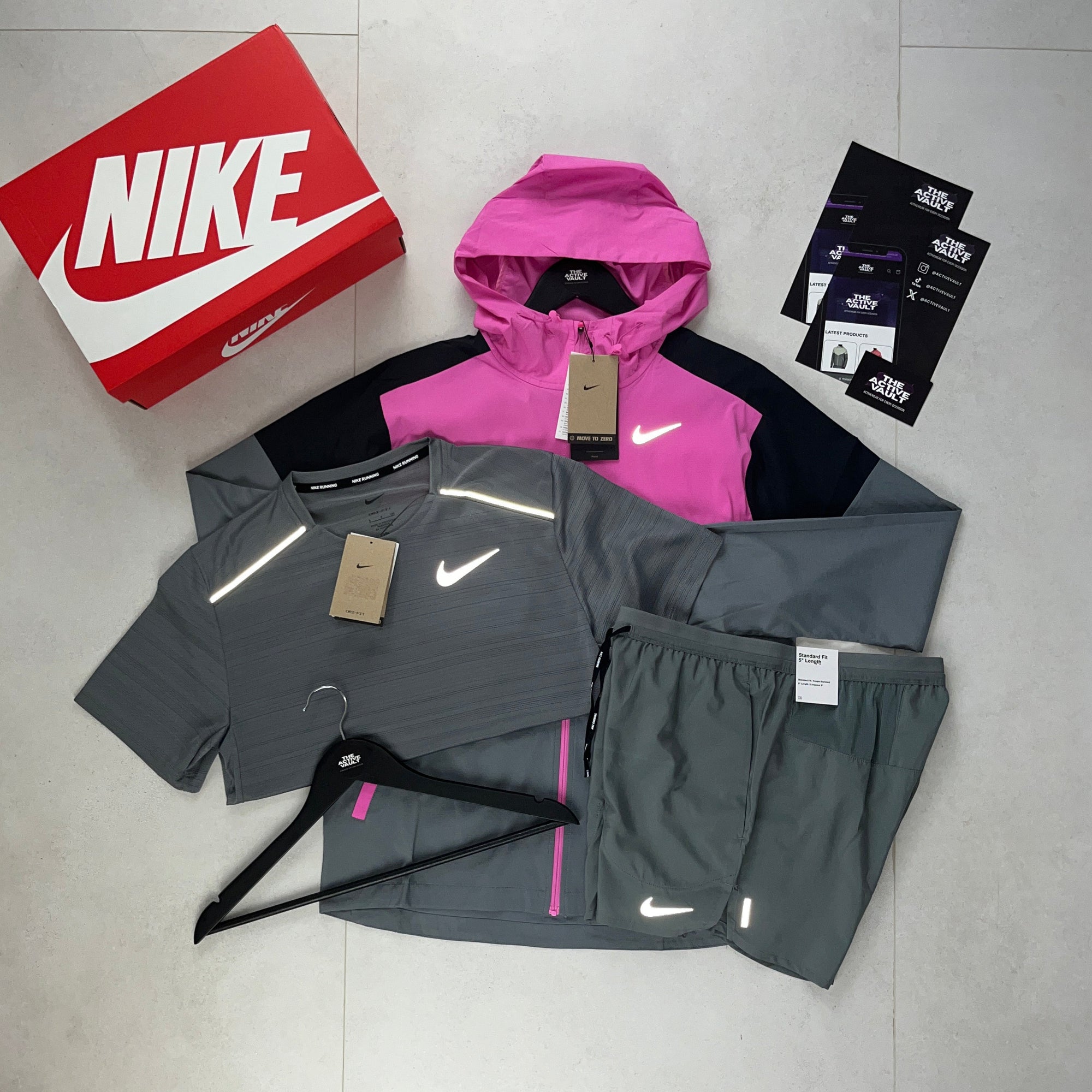 Nike Miler T-Shirt - Windrunner - Flex Stride Shorts Outfit - Smoke Grey / Playful Pink / Smoke Grey - Active Vault