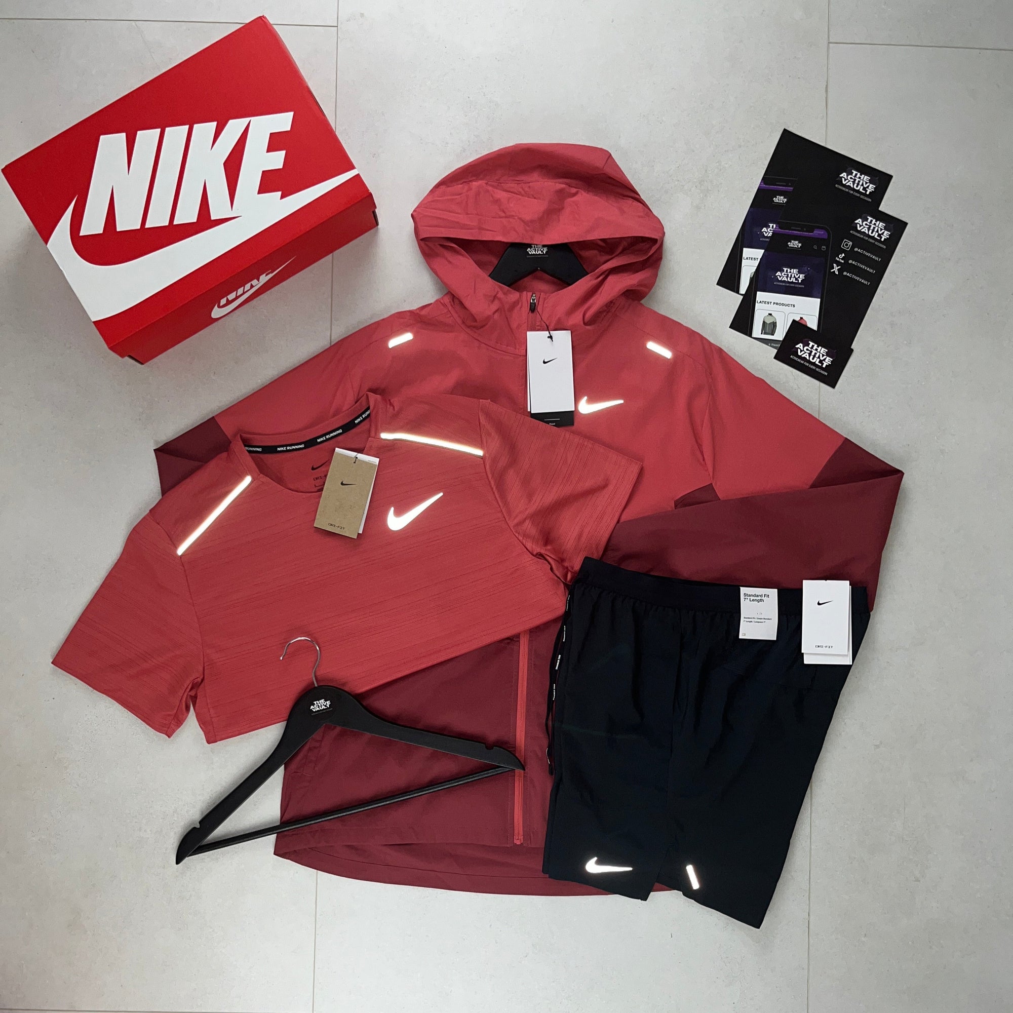 Nike Miler T-Shirt - Windrunner - Flex Stride Shorts Outfit - Adobe Red / Adobe Red / Black - Active Vault
