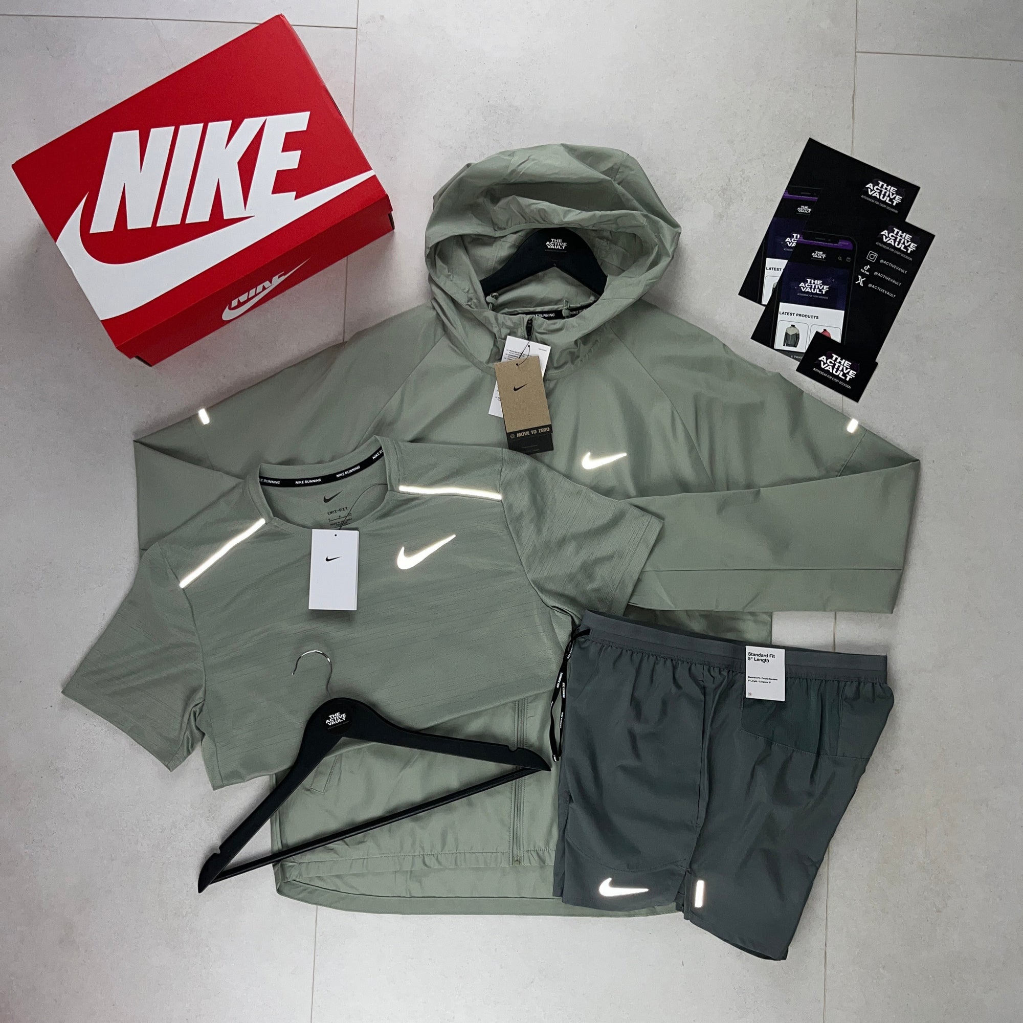Nike Miler T-Shirt - Essential Windrunner - Flex Stride Shorts Outfit - Jade Horizon / Jade Horizon / Smoke Grey - Active Vault