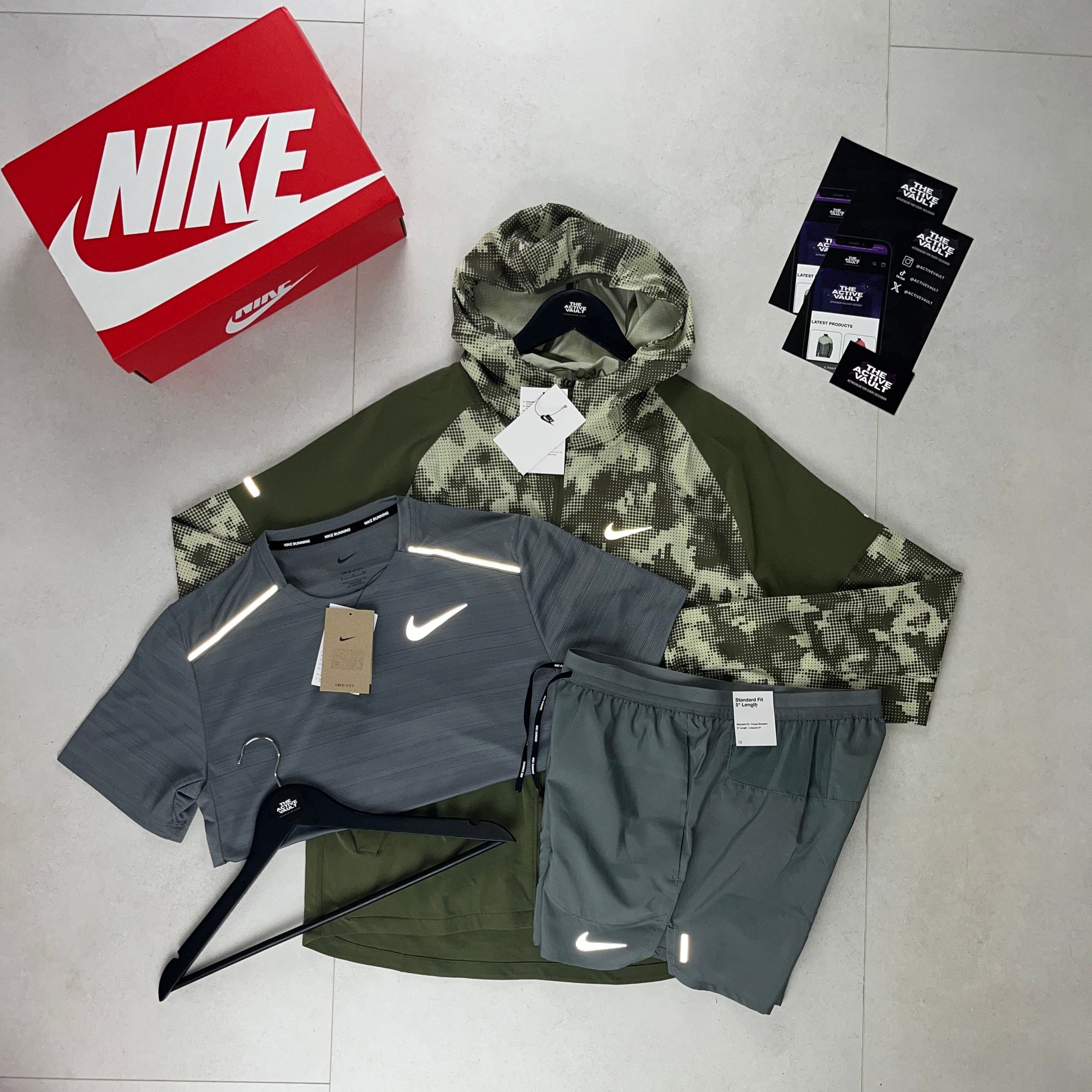 Nike Miler T-Shirt - Windrunner - Flex Stride Shorts Outfit - Smoke Grey / Medium Olive / Smoke Grey - Active Vault