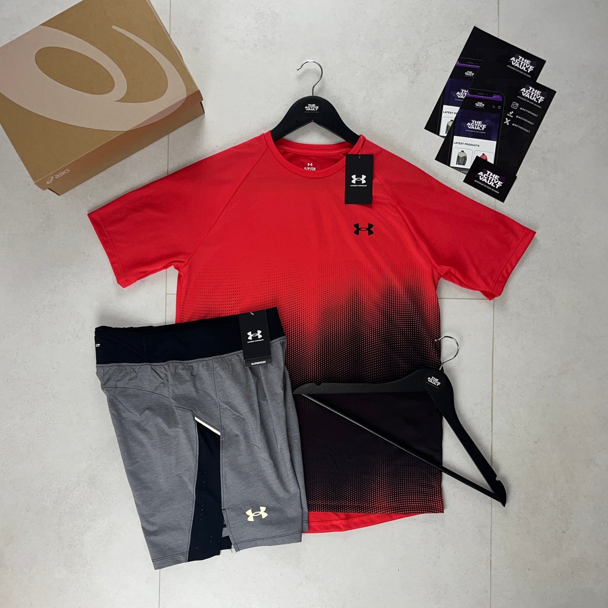 Under Armour Tech Fade T-Shirt and Launch Pro Shorts Set - Red / Heather Grey