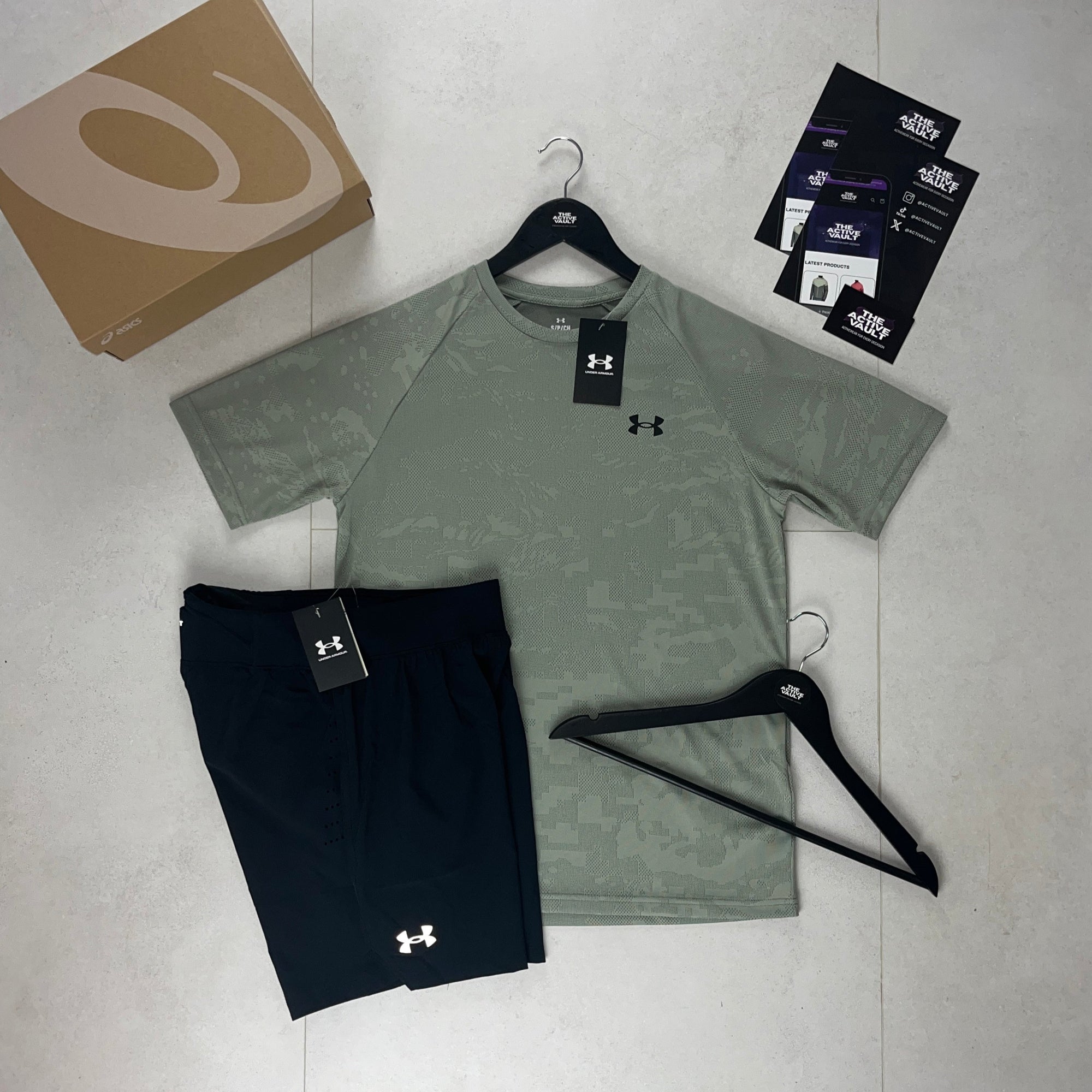 Under Armour Velocity Jacquard Camo T-Shirt and Speedpocket Shorts Set - Light Khaki Green / Black