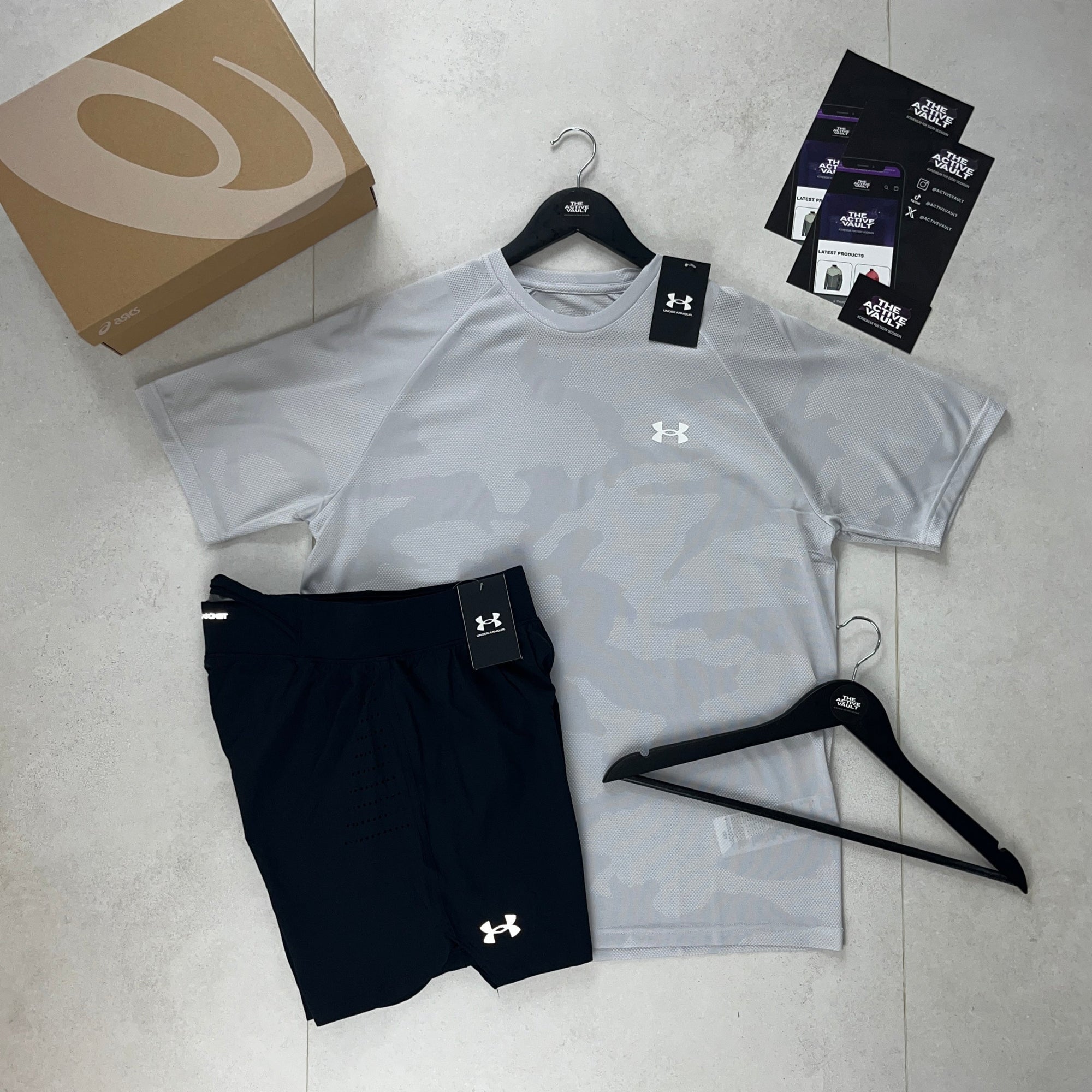 Under Armour Velocity Jacquard Camo T-Shirt and Speedpocket Shorts Set - White / Black
