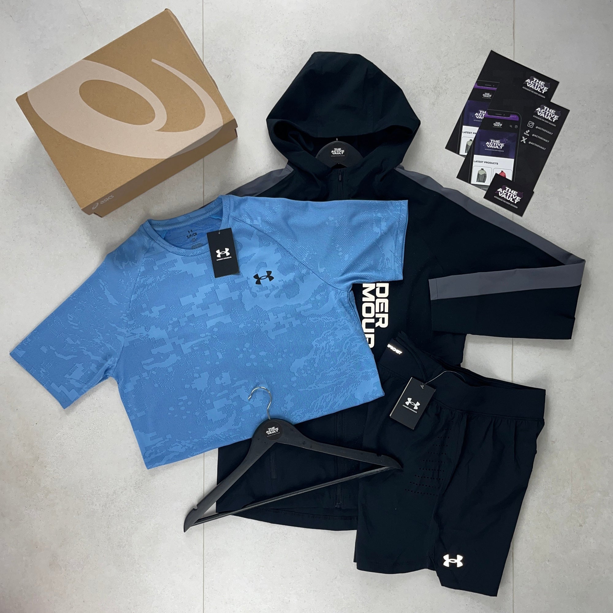 Under Armour Velocity Jacquard T-Shirt - Windbreaker - Speedpocket Shorts Outfit - Clear Blue / Black / Black