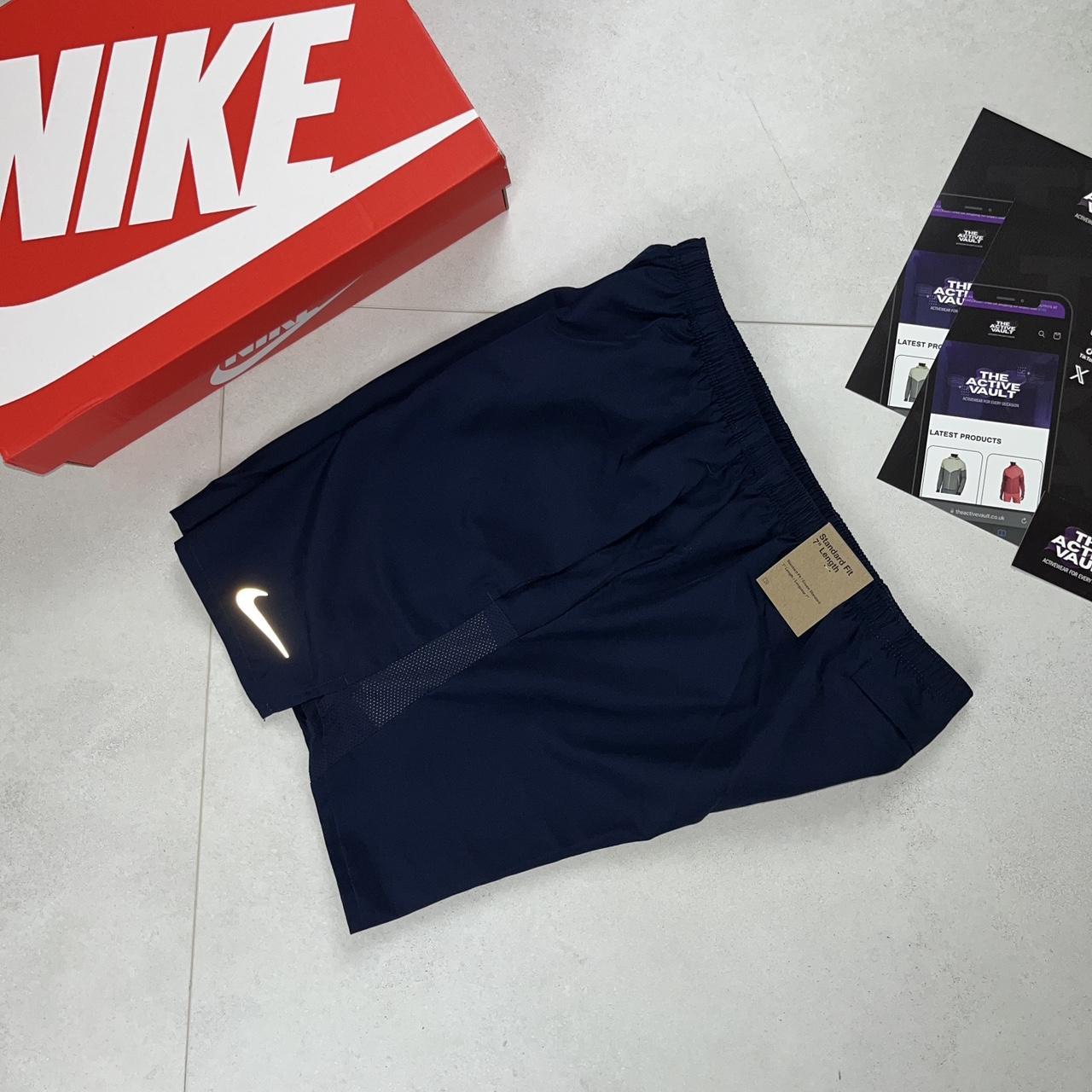 Nike Challenger 7 inch Shorts - Navy (Obsidian Blue)
