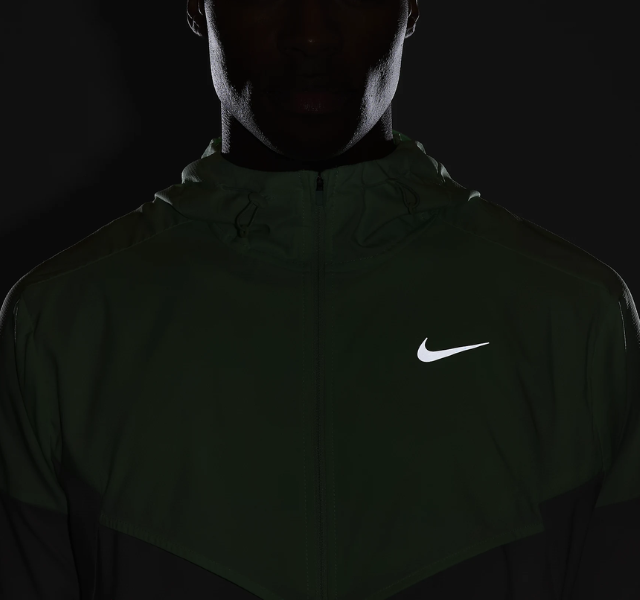 Nike Windrunner Running Jacket - Vapour Green - Active Vault
