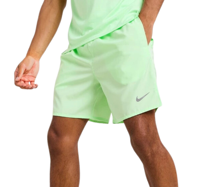 Nike Challenger 7 inch Shorts - Vapour Green - Active Vault