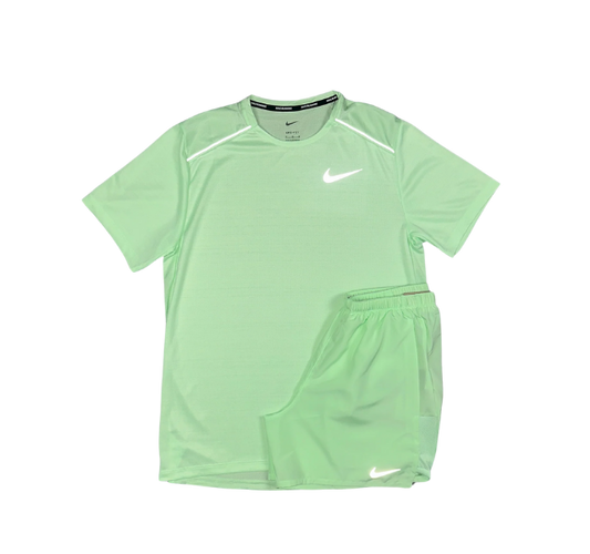 Nike 1.0 Miler and Challenger Shorts Set - Vapour Green