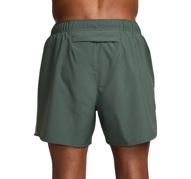 Nike Challenger 7 inch Shorts - Vintage Green
