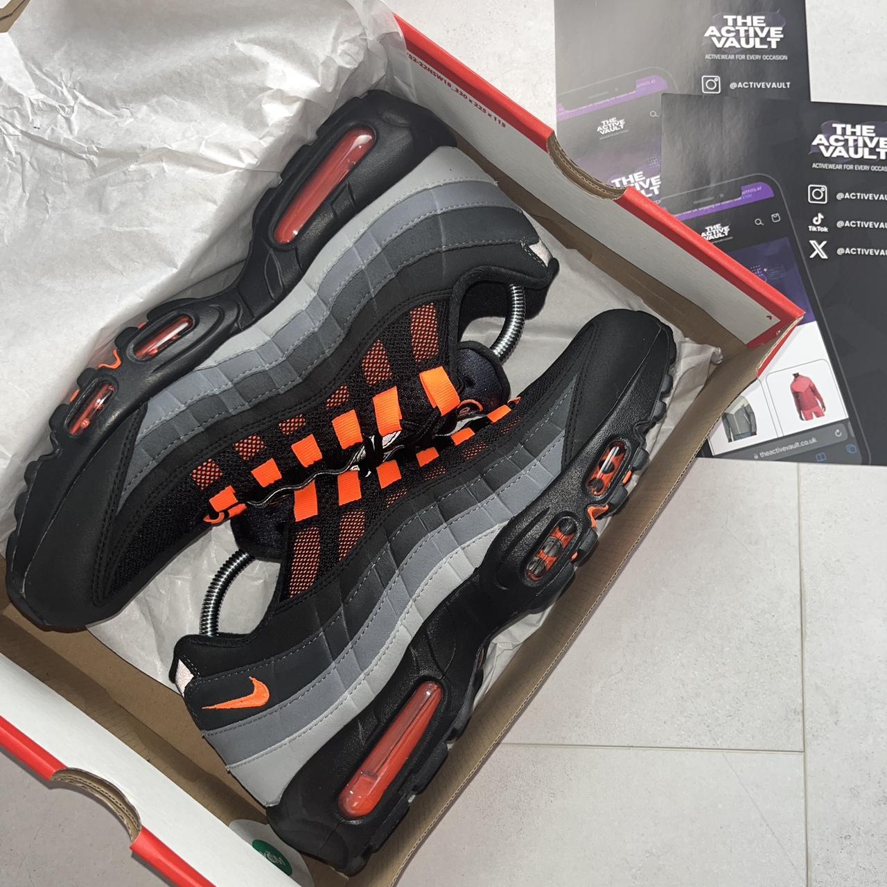 Nike Air Max 95 Trainers -  Black/Hyper Crimson Red