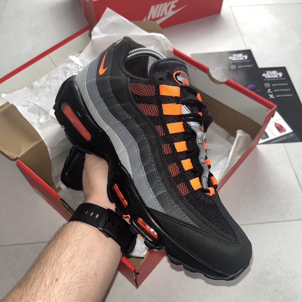 Nike Air Max 95 Trainers -  Black/Hyper Crimson Red