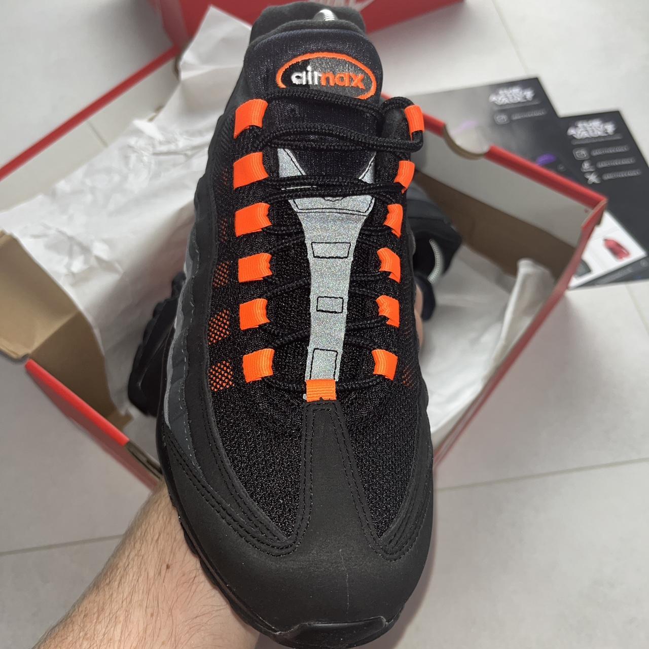 Nike Air Max 95 Trainers -  Black/Hyper Crimson Red