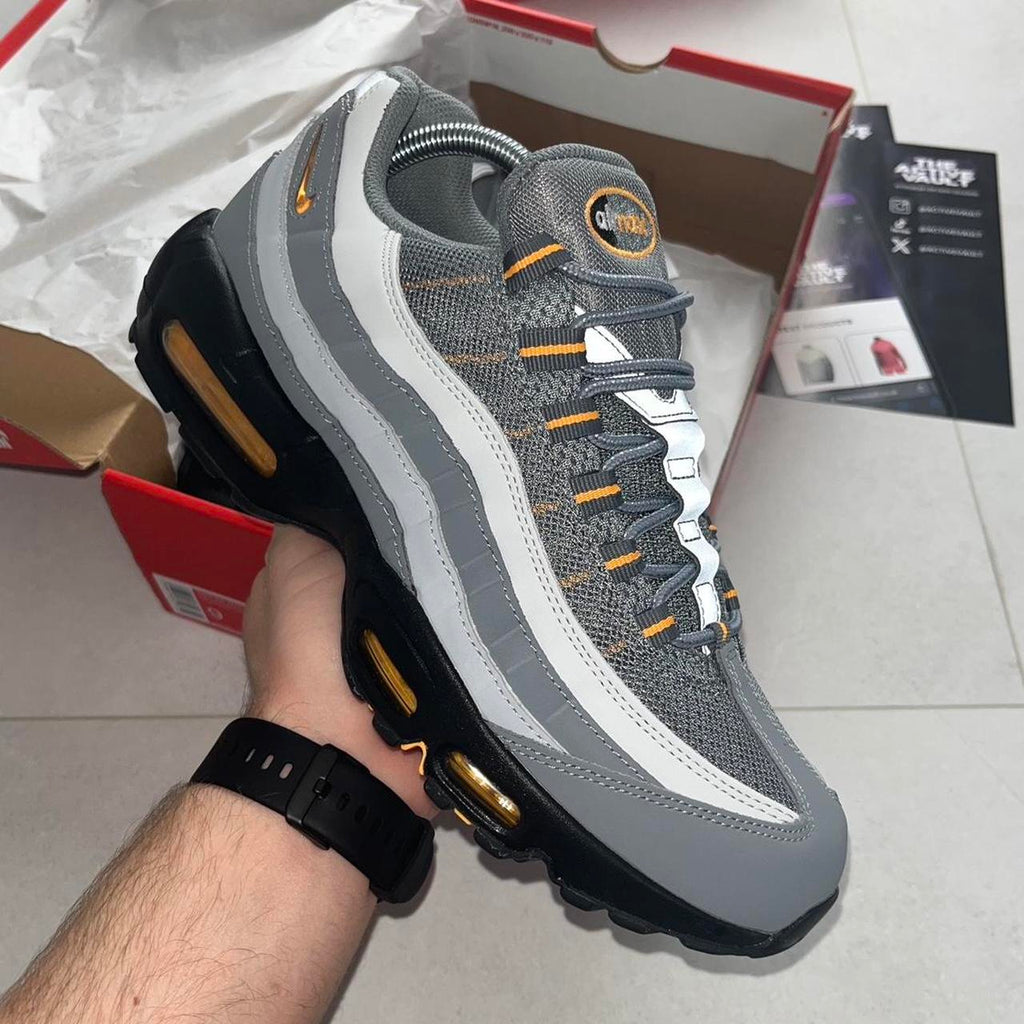 Nike Air Max 95 Trainers - Cool Grey/Sundial Orange