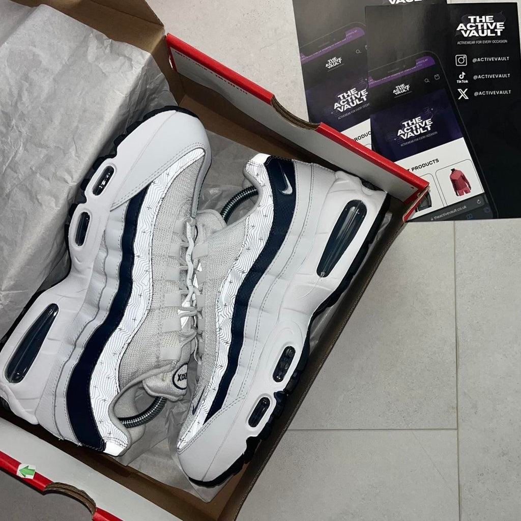 Nike Air Max 95 Trainers - White/Diffused Blue