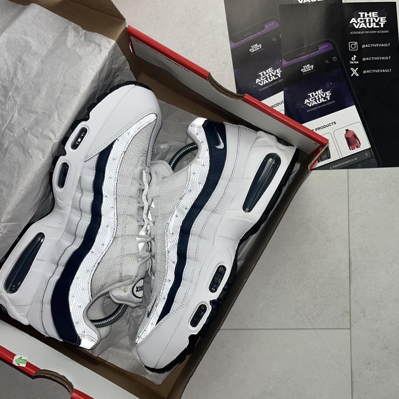 Nike Air Max 95 Trainers - White/Diffused Blue