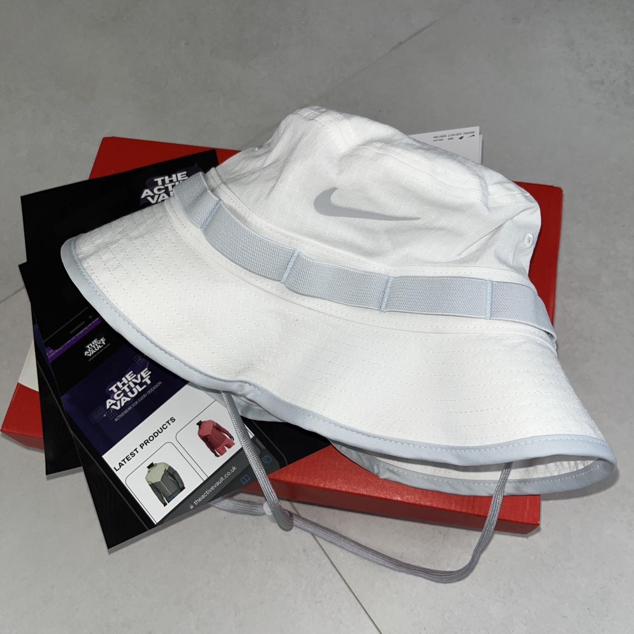 Nike Dri-FIT Apex Bucket Hat - White