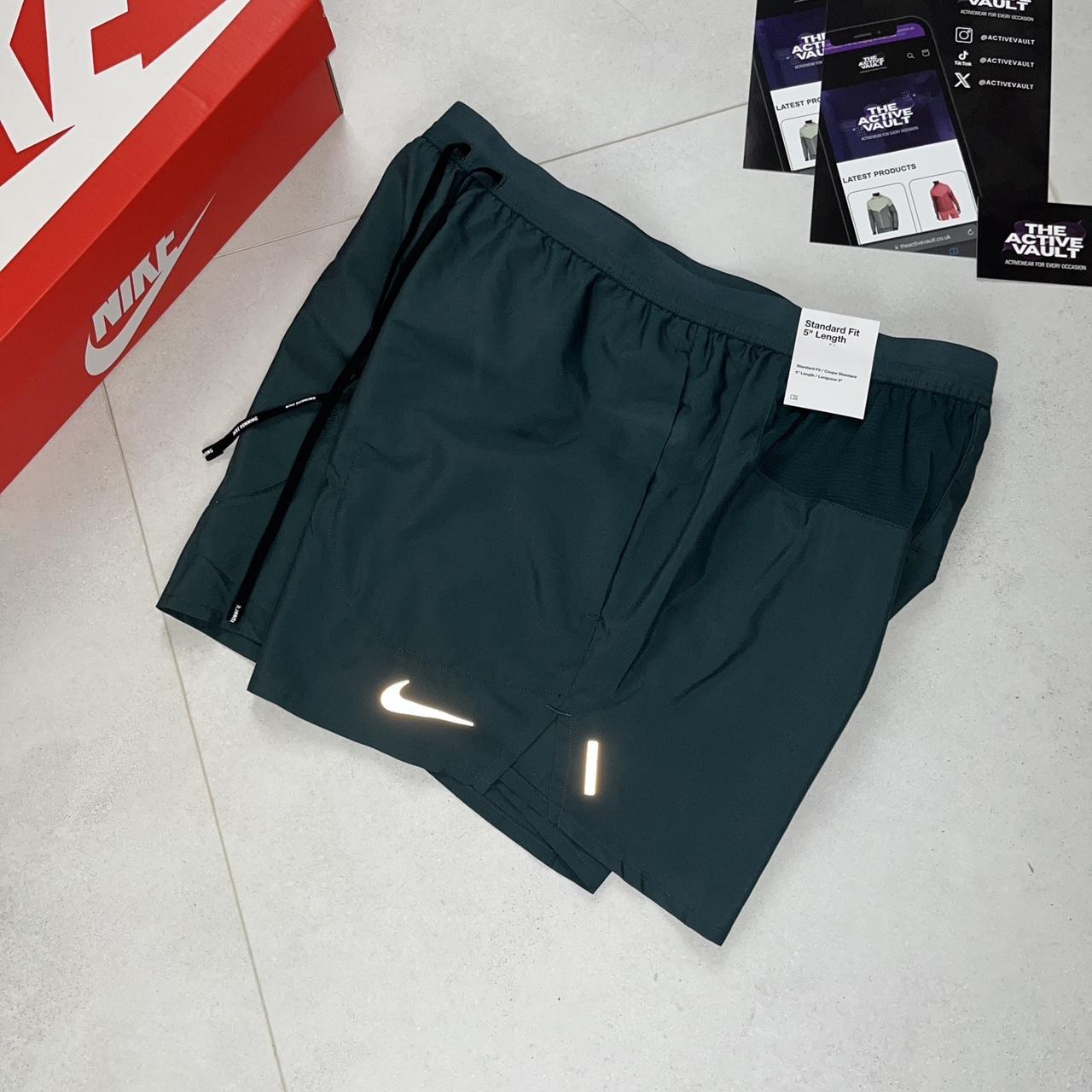 Nike Running Flex Stride 5 Inch Shorts - Deep Jungle Green