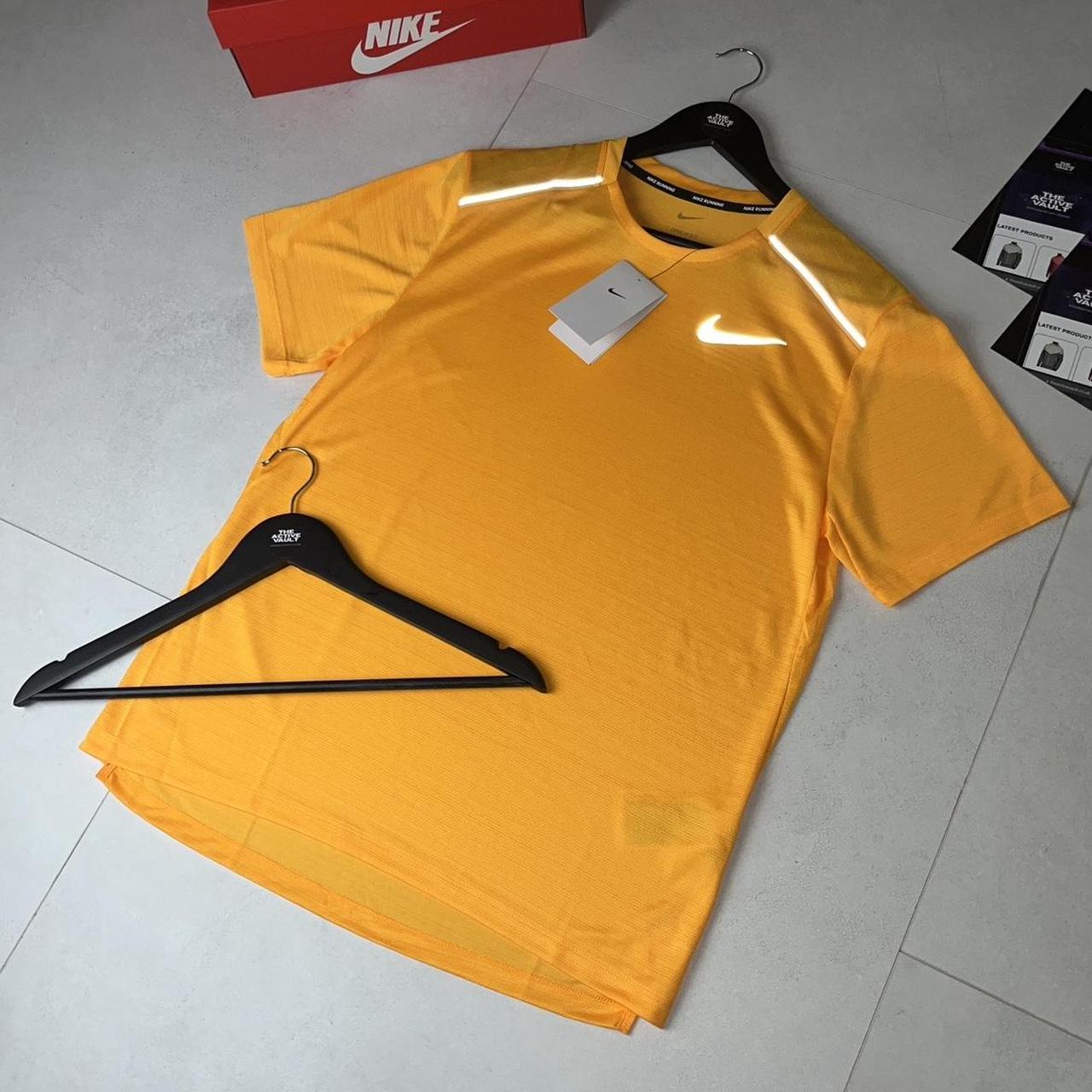 Nike Miler 1.0 T-Shirt - Orange Sundial