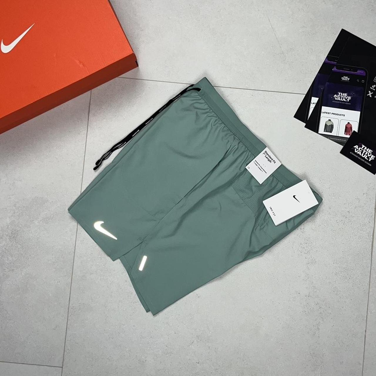 Nike Running Flex Stride 7-Inch Shorts - Mineral Green - Active Vault