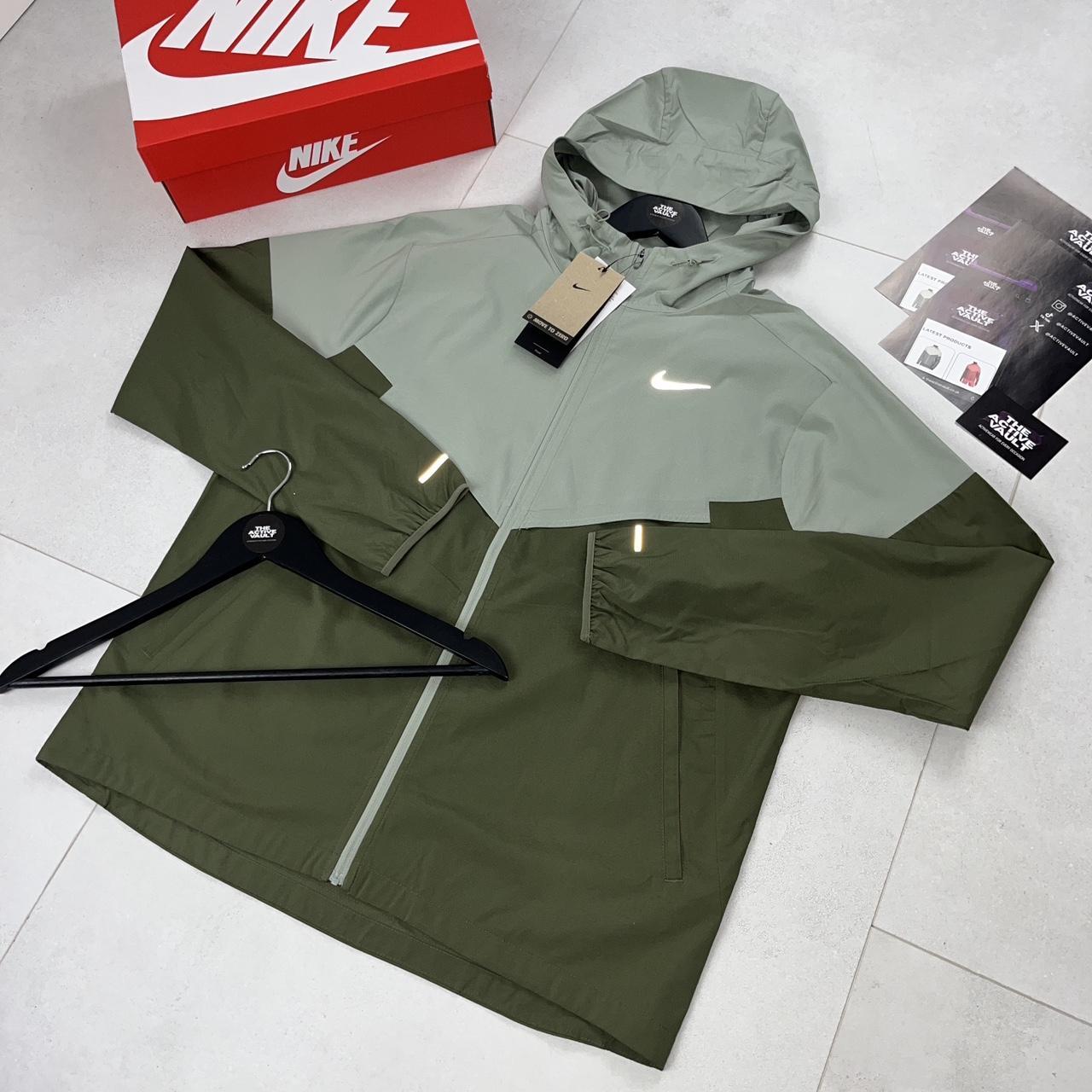 Nike Windrunner Running Jacket - Jade Horizon Green