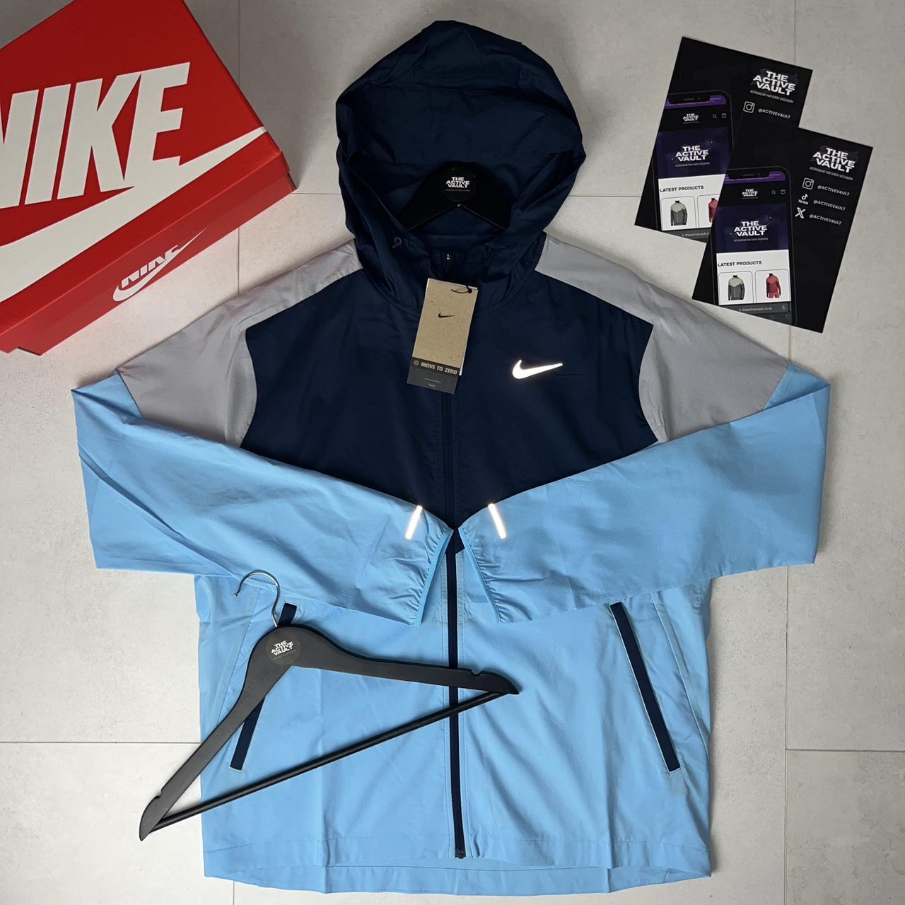 Nike Windrunner Running Jacket - Obsidian Navy/Aquarius Blue