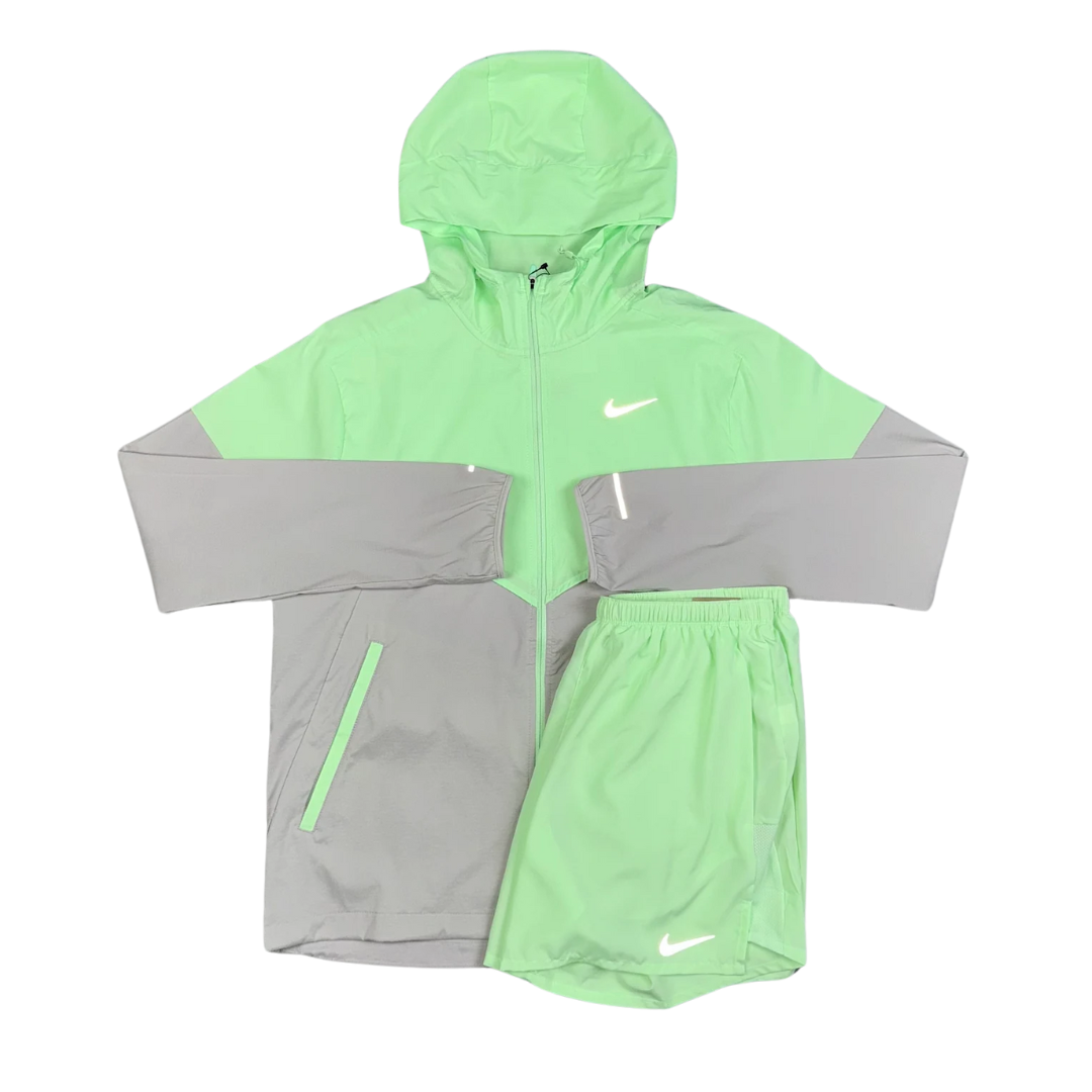 Nike Windrunner Jacket and Challenger Shorts Set - Vapour Green